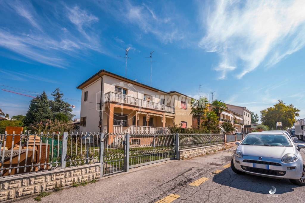 Villa Bifamiliare in vendita ad Argenta via Nazionale Ponente 14