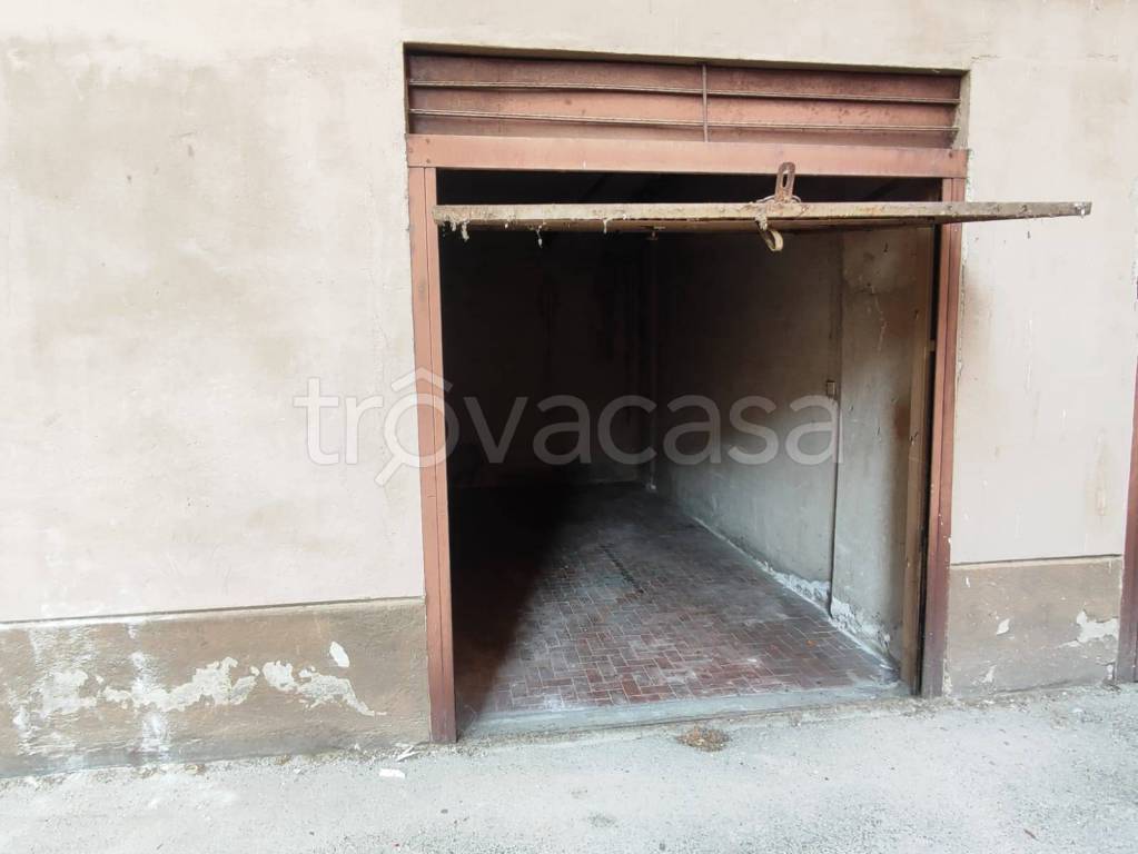 Garage in affitto ad Avellino via Antonio Annarumma