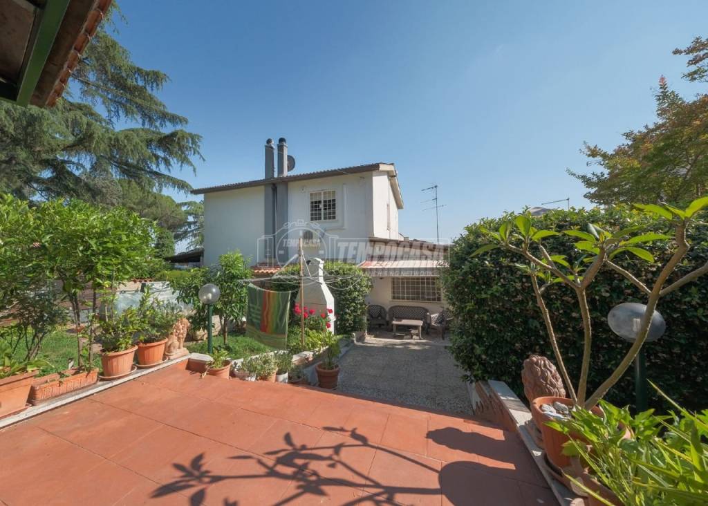 Villa a Schiera in vendita a Campagnano di Roma via jean paul sartre