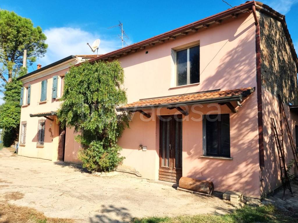Villa in vendita a Bagnacavallo argine Destro Fosso Vecchio