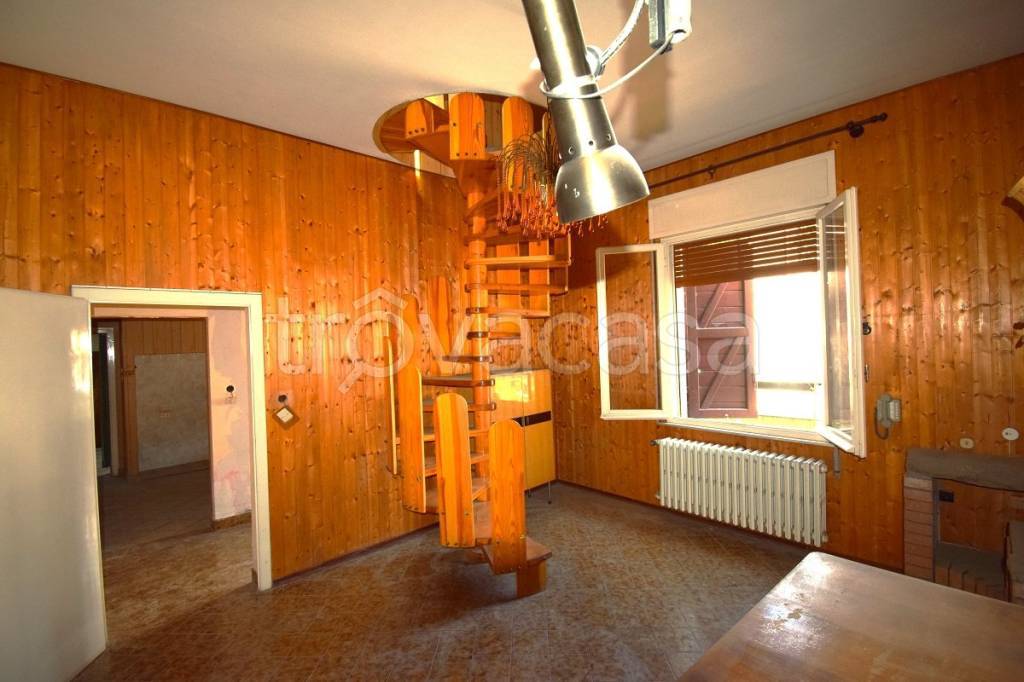 Casa Indipendente in vendita a Russi via Adige, 4