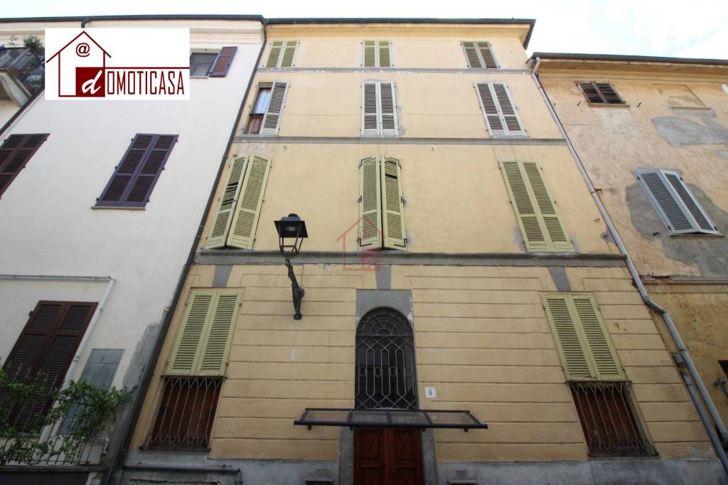 Appartamento in vendita a Vercelli vicolo Francesco Leale, 7