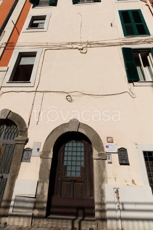 Appartamento in vendita a Marino piazza Giuseppe Garibaldi, 24