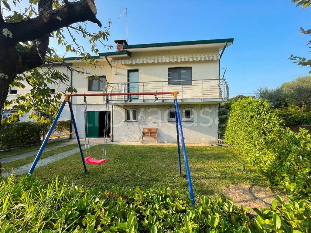 Casa Indipendente in vendita a Fogliano Redipuglia via Sant'Elia, 59