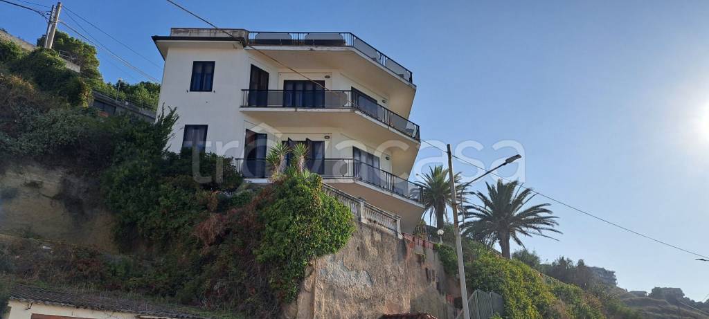 Villa in vendita a Pizzo via Riviera Prangi, 36A