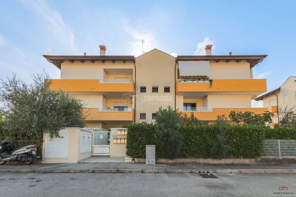 Appartamento in vendita a Riccione via Lagonegro