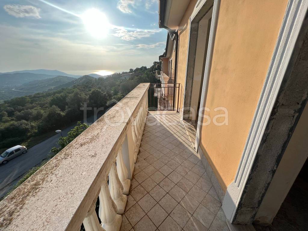 Villa a Schiera in vendita a Prignano Cilento via Papa Giovanni XXIII