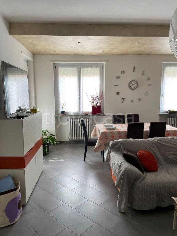 Appartamento in vendita a Biella via Sabadell, 6