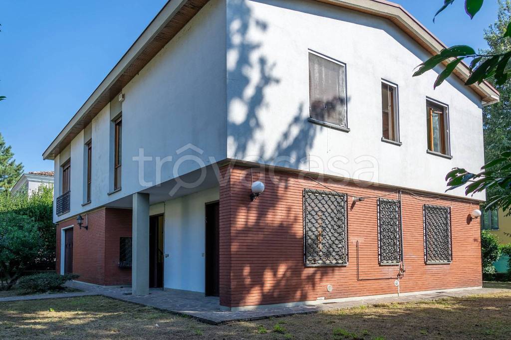 Villa in vendita a Trezzo sull'Adda via Giuseppe Mazzini, 5