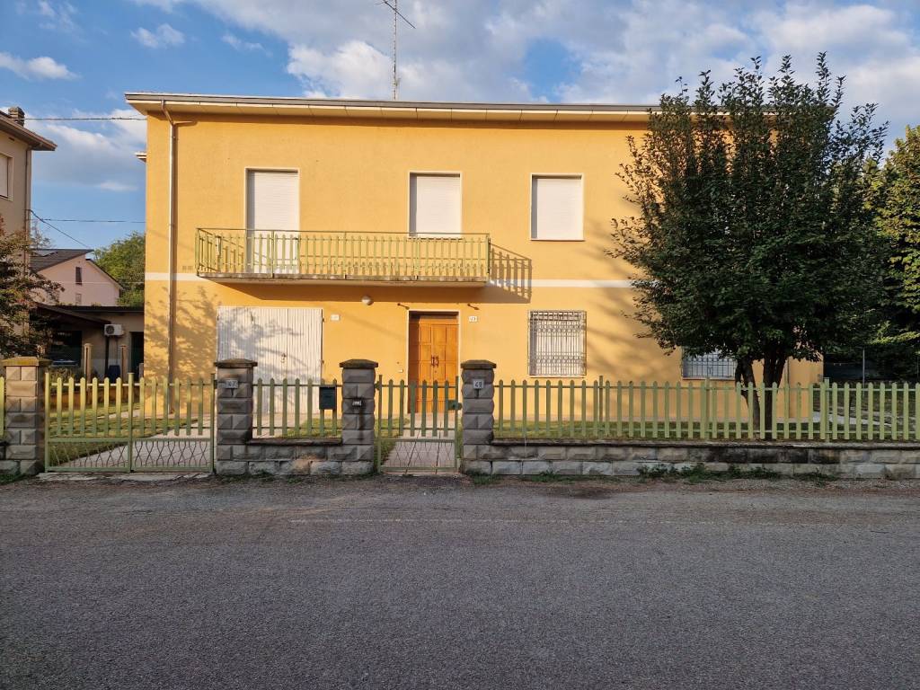 Villa in vendita a Fabbrico via 1 Maggio, 49
