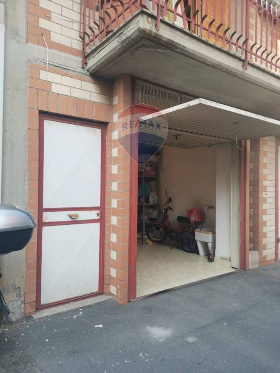 Garage in vendita a Gravina di Catania via gramsci, 8