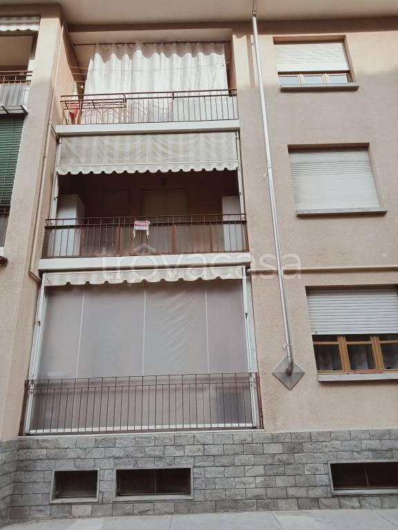 Appartamento in in vendita da privato a Bra viale Risorgimento, 52