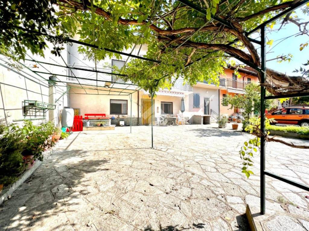 Casa Indipendente in vendita a Montechiaro d'Asti regione Monveglio, 6