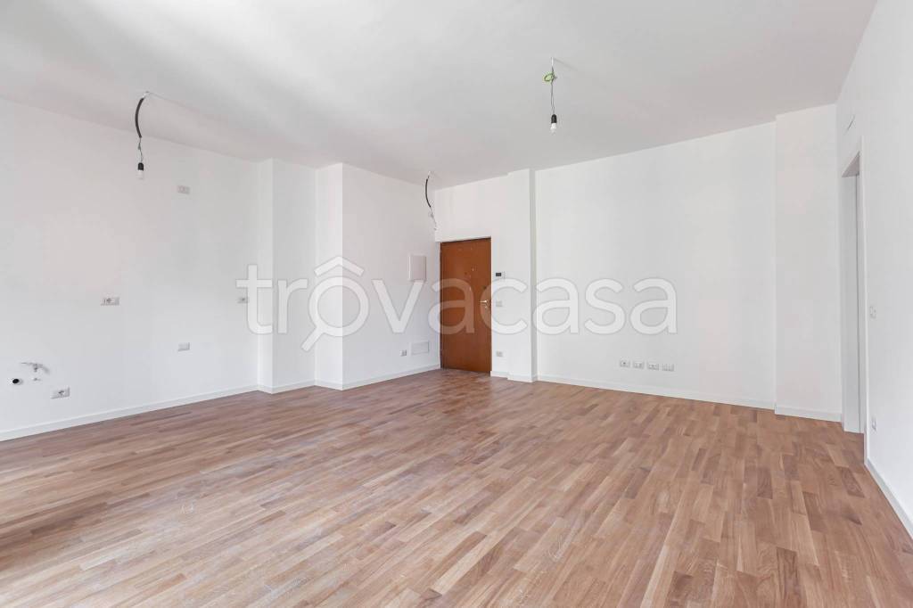 Appartamento in vendita a Milano via Bernardino Bellincione, 15