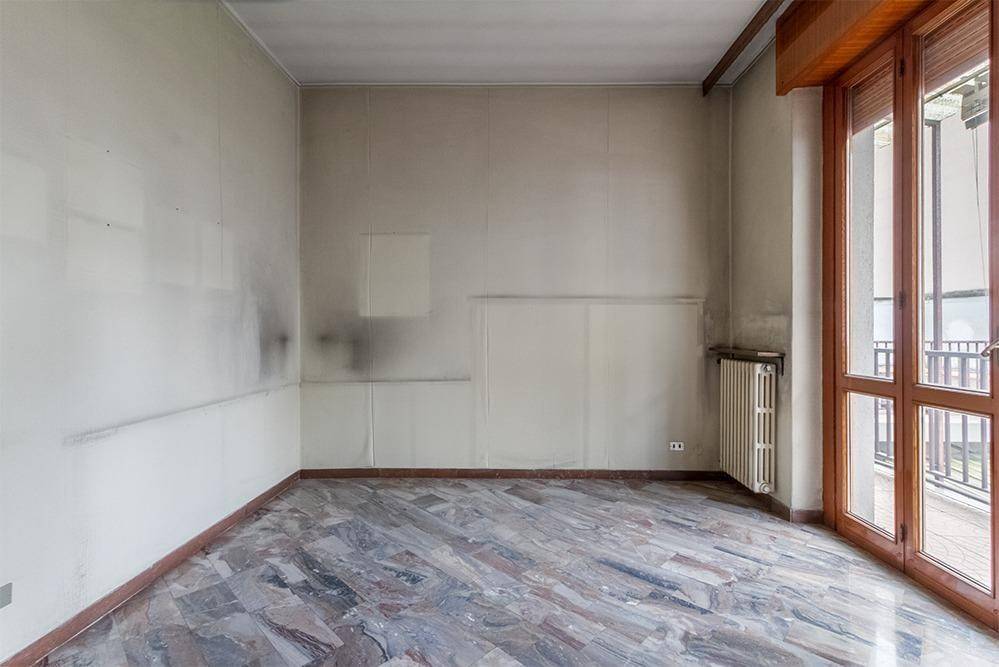 Appartamento in vendita a Cinisello Balsamo via Monte Santo, 11