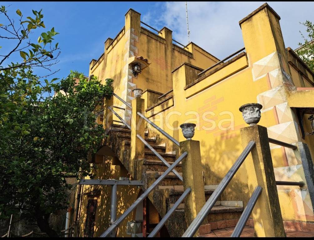 Casa Indipendente in vendita a Boissano via Cavi, 44