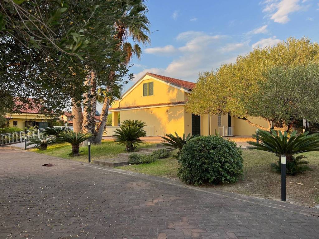 Villa a Schiera in vendita ad Ascea via Aldo Moro