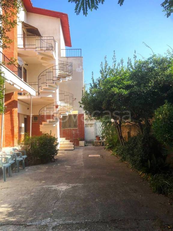 Appartamento in vendita ad Anzio via stella marina, 76