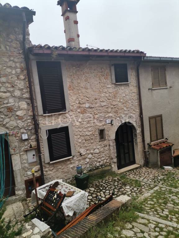 Casa Indipendente in in vendita da privato a Fiamignano via Camillo Corradini, 21