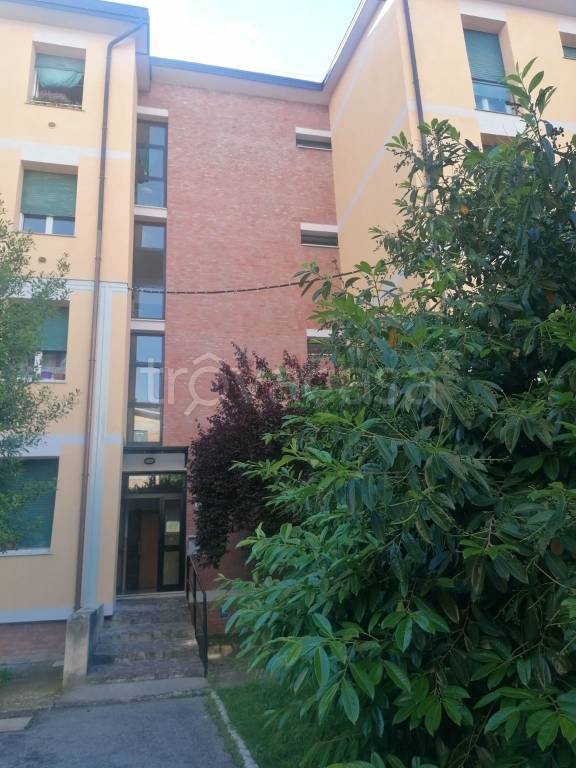 Appartamento in vendita a Bologna via Enio Gnudi, 17