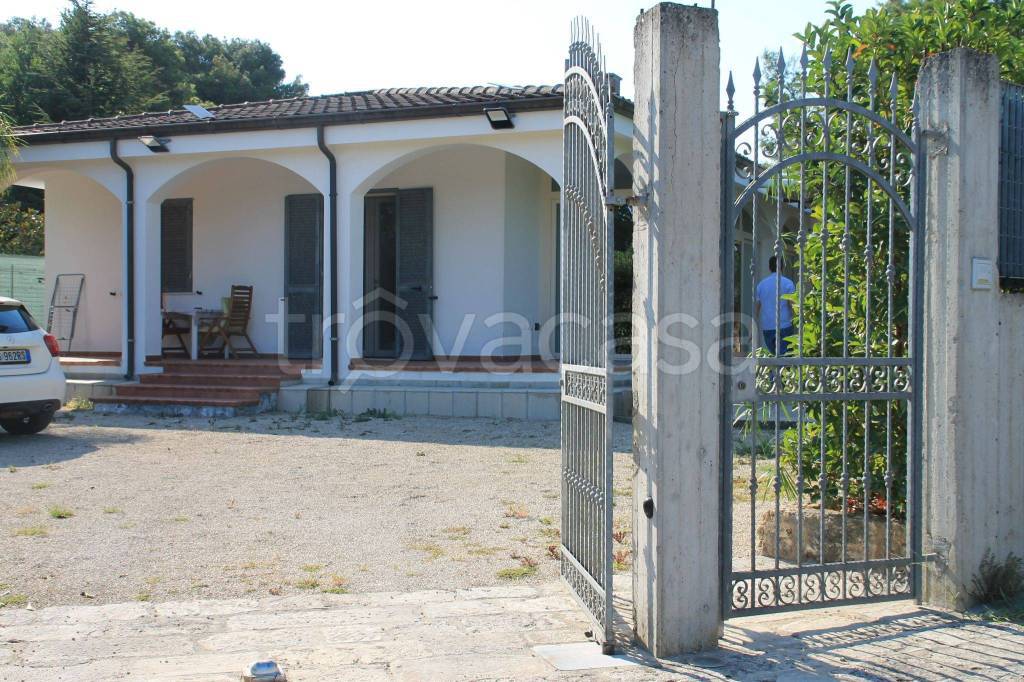 Villa in in vendita da privato a Cutrofiano via Aradeo