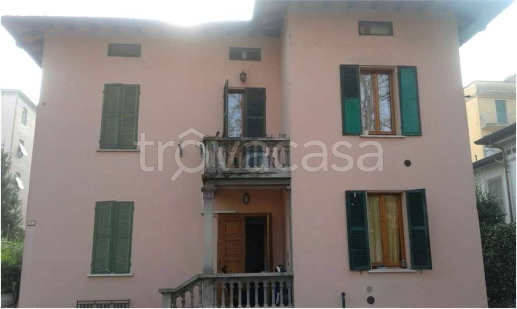 Casa Indipendente in vendita a Reggio nell'Emilia
