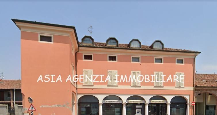 Appartamento in vendita a Borgo San Giacomo via Roma, 2