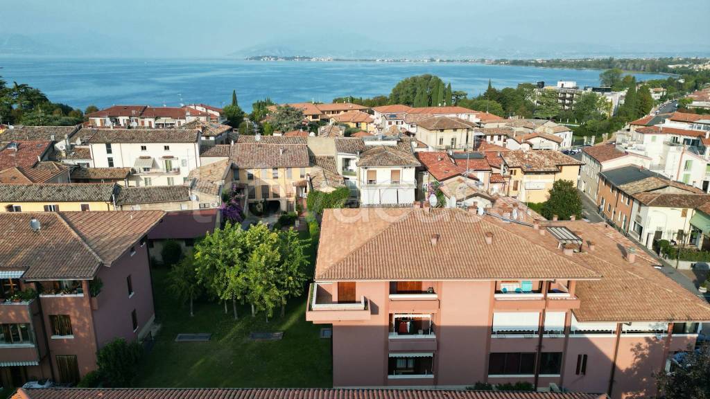 Appartamento in vendita a Desenzano del Garda via Benedetto Croce, 20