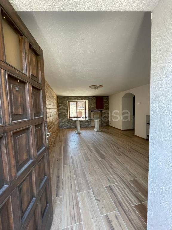 Appartamento in vendita a Fénis frazione Cors