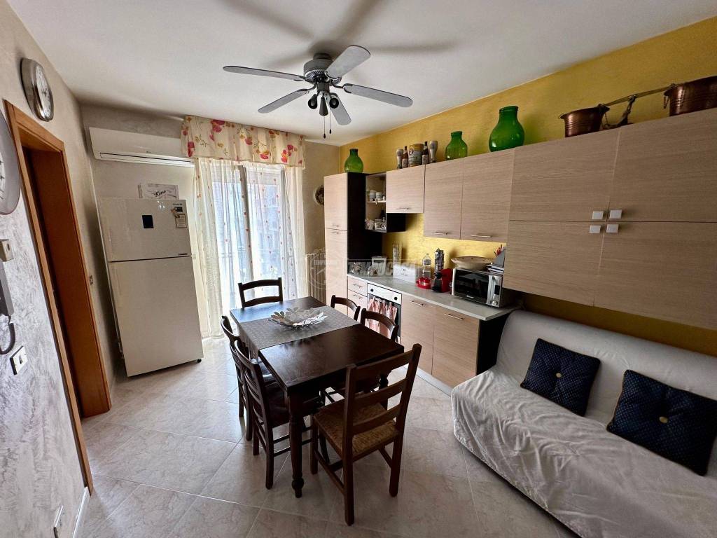 Appartamento in vendita a Valenzano via Bari 48