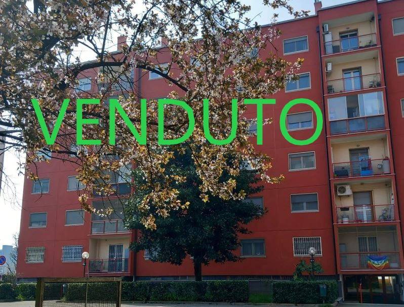 Appartamento in vendita a San Giuliano Milanese via Massimo Gorki, 16