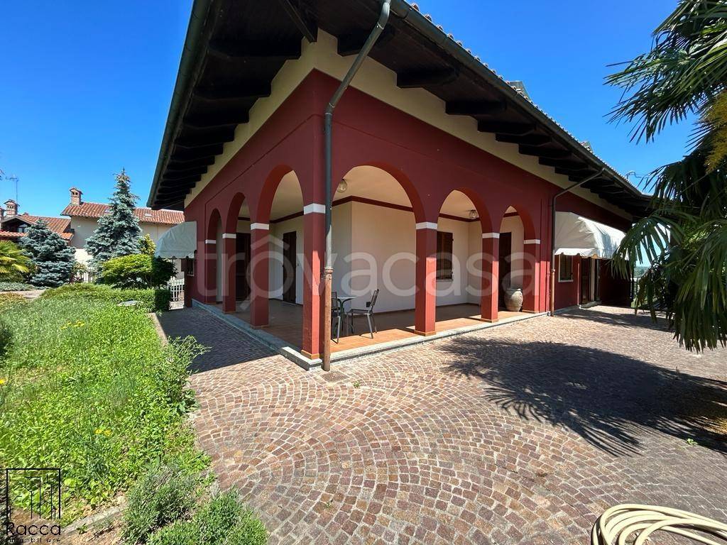 Villa in vendita a Fossano via Cuneo