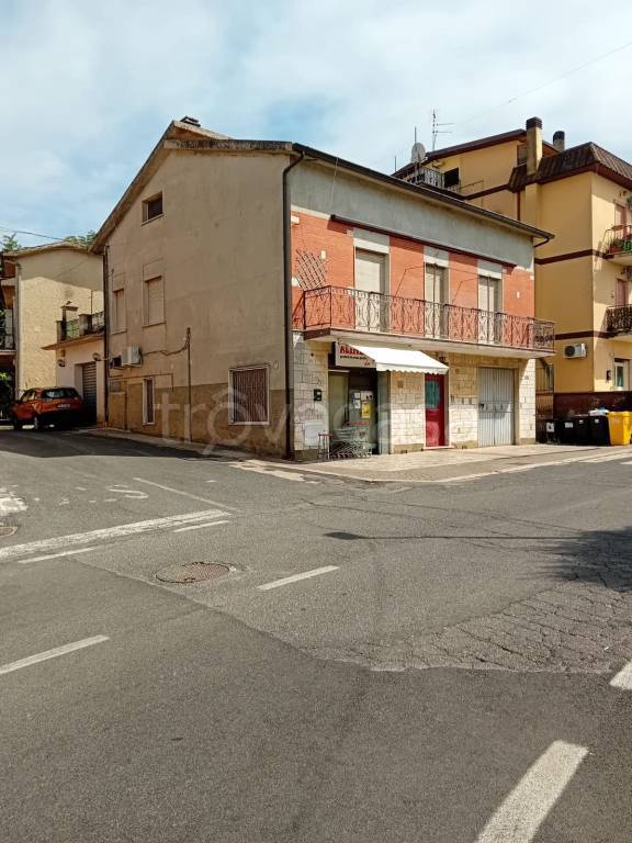 Casa Indipendente in in vendita da privato a Montelibretti via Don Luigi Sturzo, 4