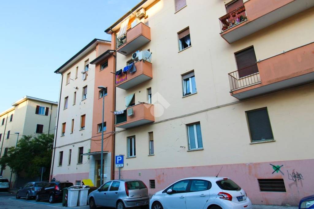 Appartamento in vendita ad Ancona via Jesi, 43