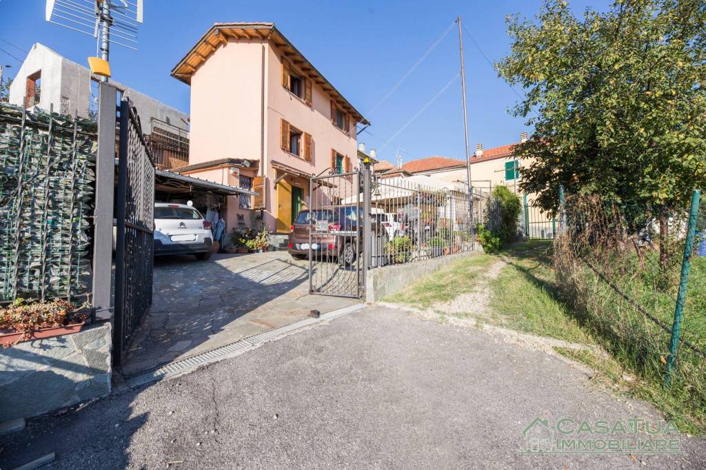 Villa in vendita a Genova salita Loggia