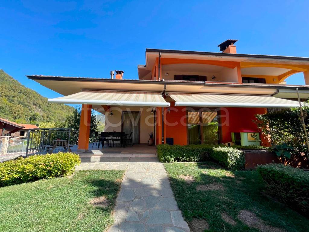 Villa Bifamiliare in vendita a Gaiola via Dottor a. Vernetti, 13
