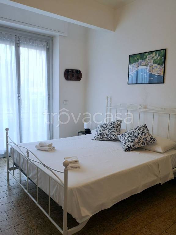 Appartamento in affitto a Rapallo corso Cristoforo Colombo