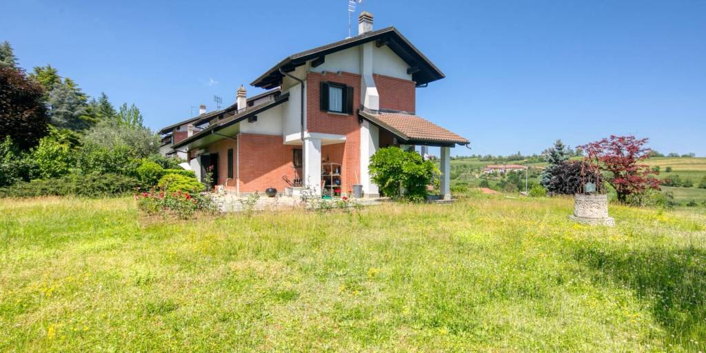 Villa Bifamiliare in vendita a Pino Torinese via Banchette, 33