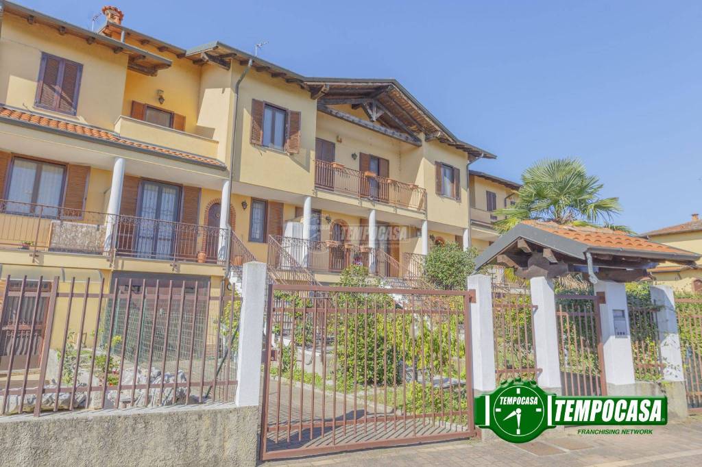 Villa a Schiera in vendita a Gaggiano via Roggia Nuova
