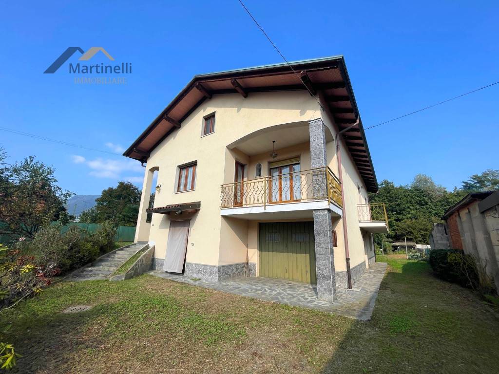Villa in vendita a Serravalle Sesia corso Giacomo Matteotti, 339
