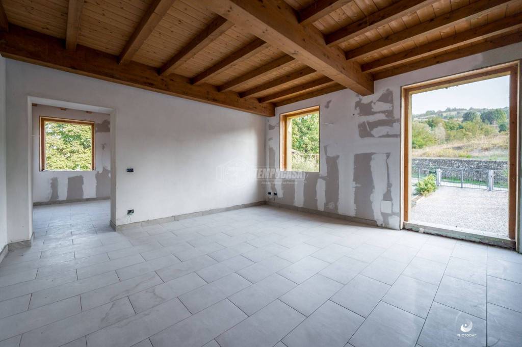 Casa Indipendente in vendita a Castelvetro di Modena via Oltre Guerro 19
