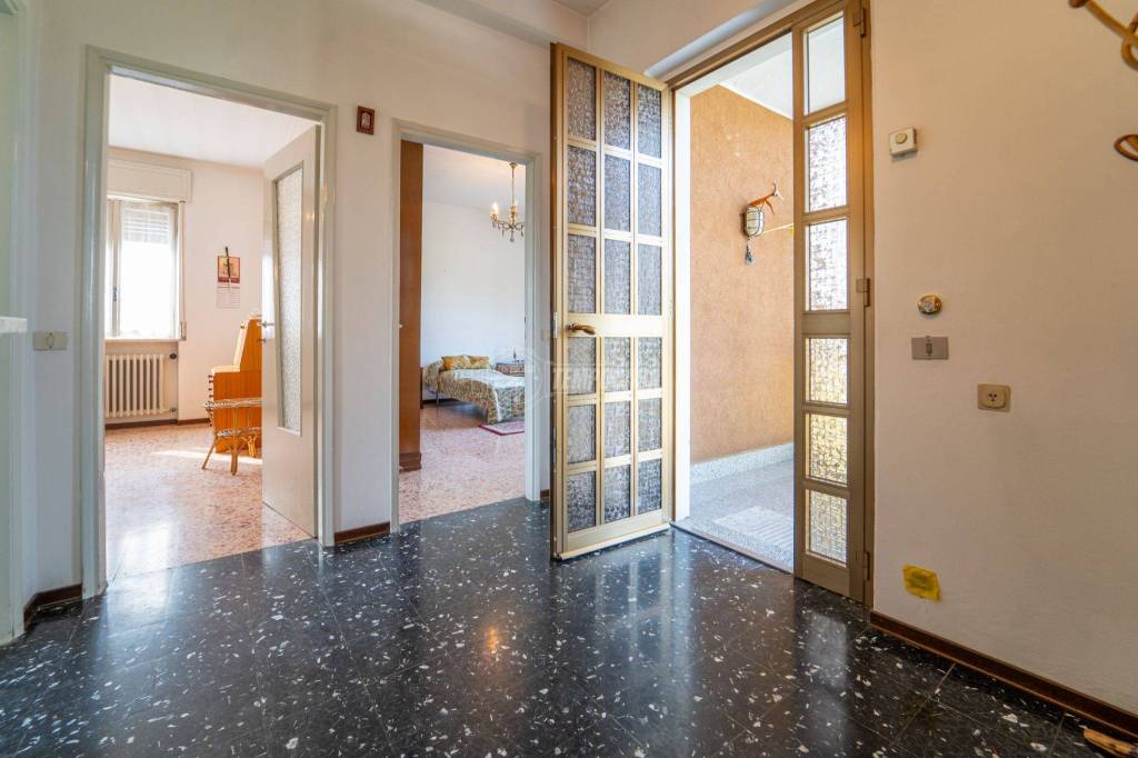 Villa in vendita a Carnago via Cesare Battisti 63