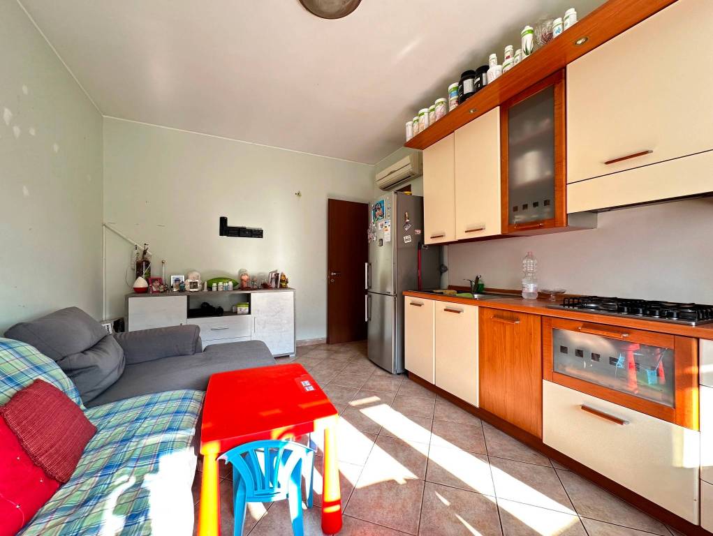 Appartamento in vendita a Baranzate via Cristina Belgioioso, 21