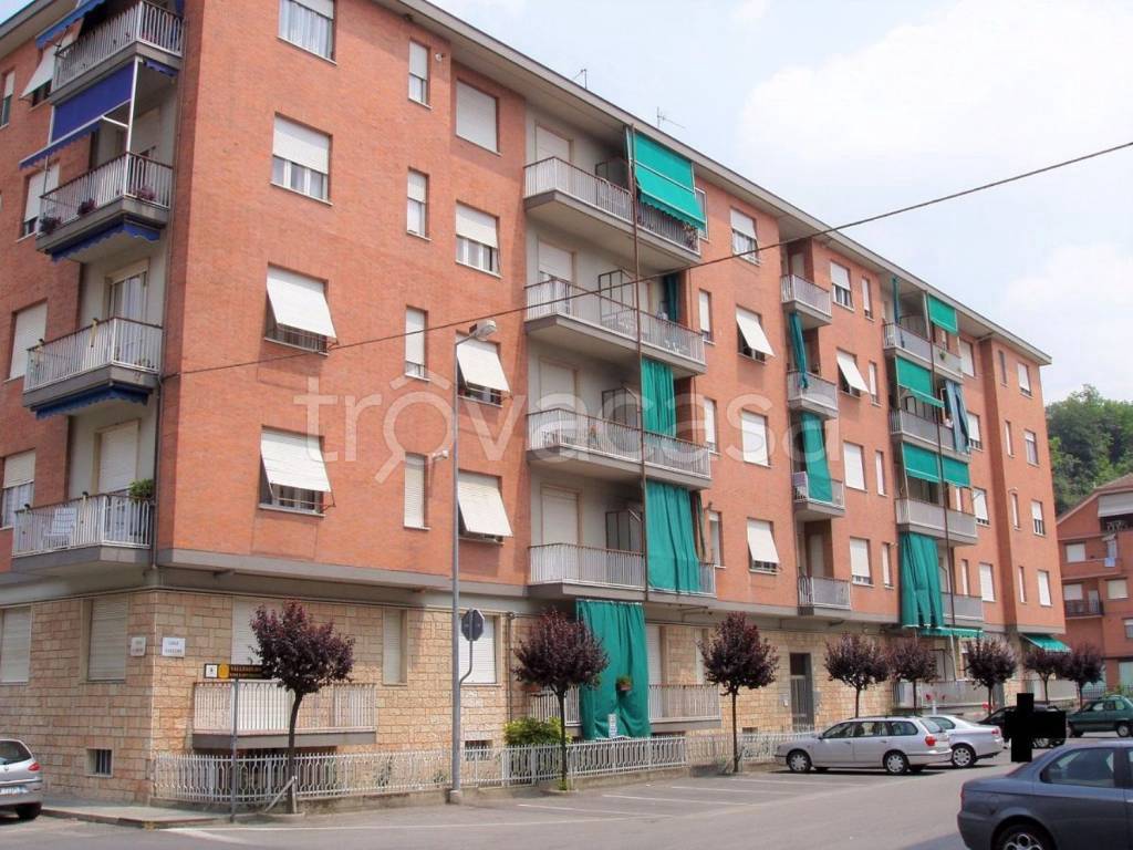 Appartamento in vendita a Santo Stefano Belbo corso Sabotino, 10