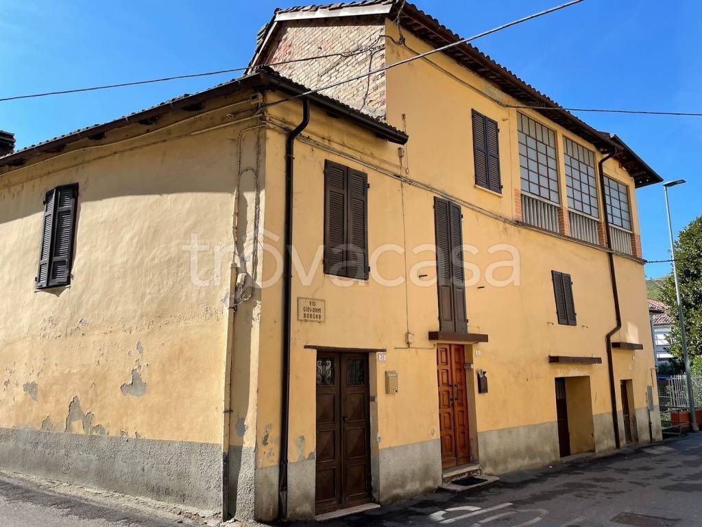 Villa in vendita a Santo Stefano Belbo via Giovanni Borgno, 21