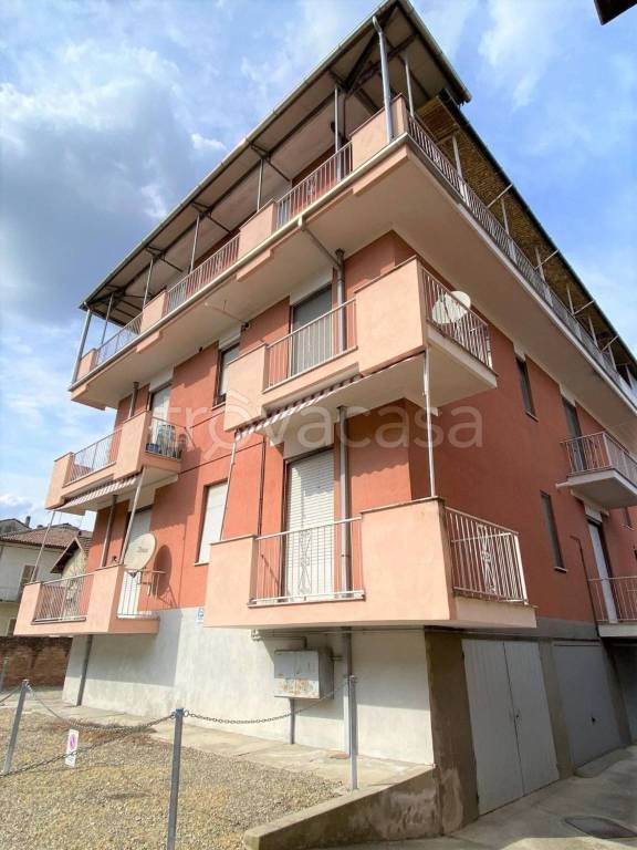 Appartamento in vendita a Incisa Scapaccino via Repubblica