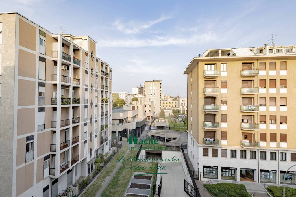 Appartamento in vendita a Monza via Lodovico Pavoni, 9, 20900 Monza mb, Italia