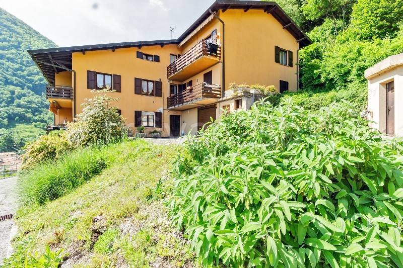 Appartamento in vendita a Caslino d'Erba via Salita Belvedere