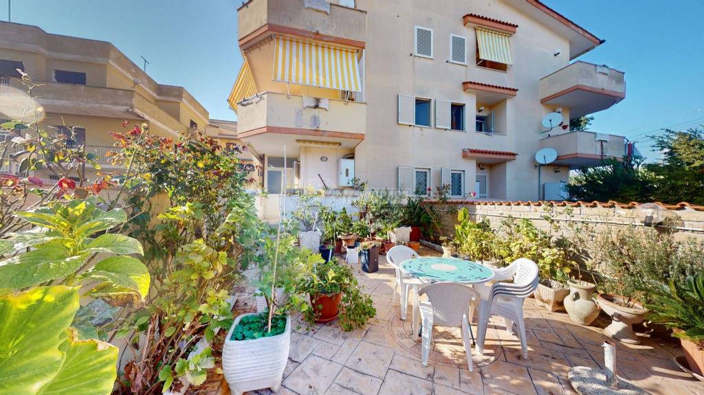 Appartamento in vendita a Ladispoli via Ravello