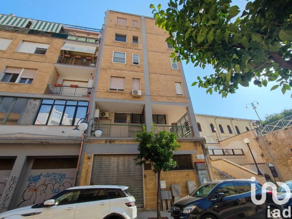 Ufficio in vendita a Brindisi via Via Cortine, 1